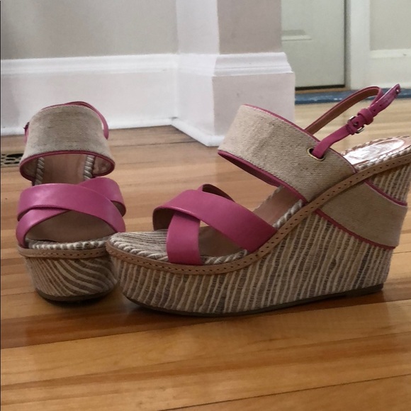 Unique platforms! - Picture 5 of 5